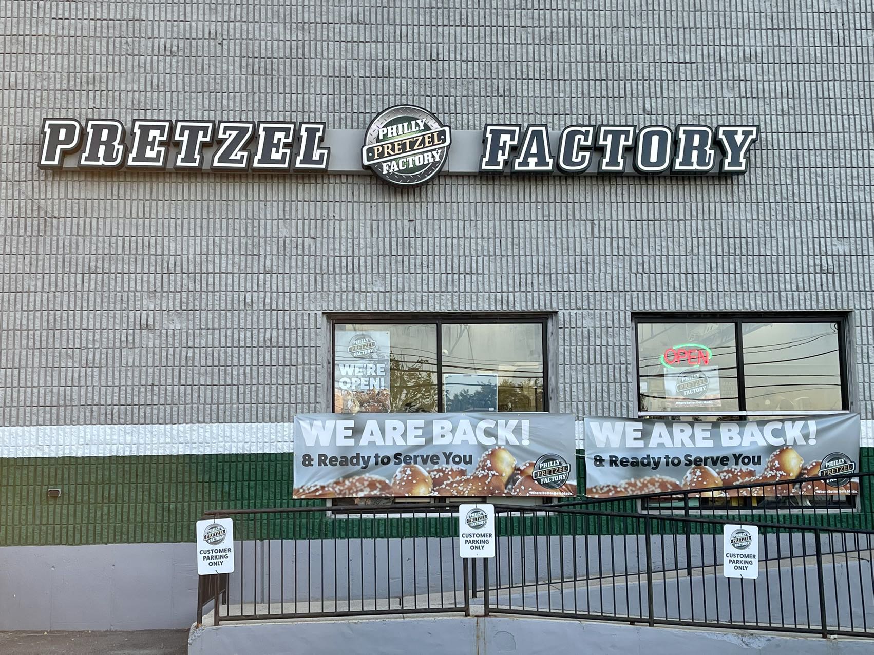 Philly Pretzel Factory