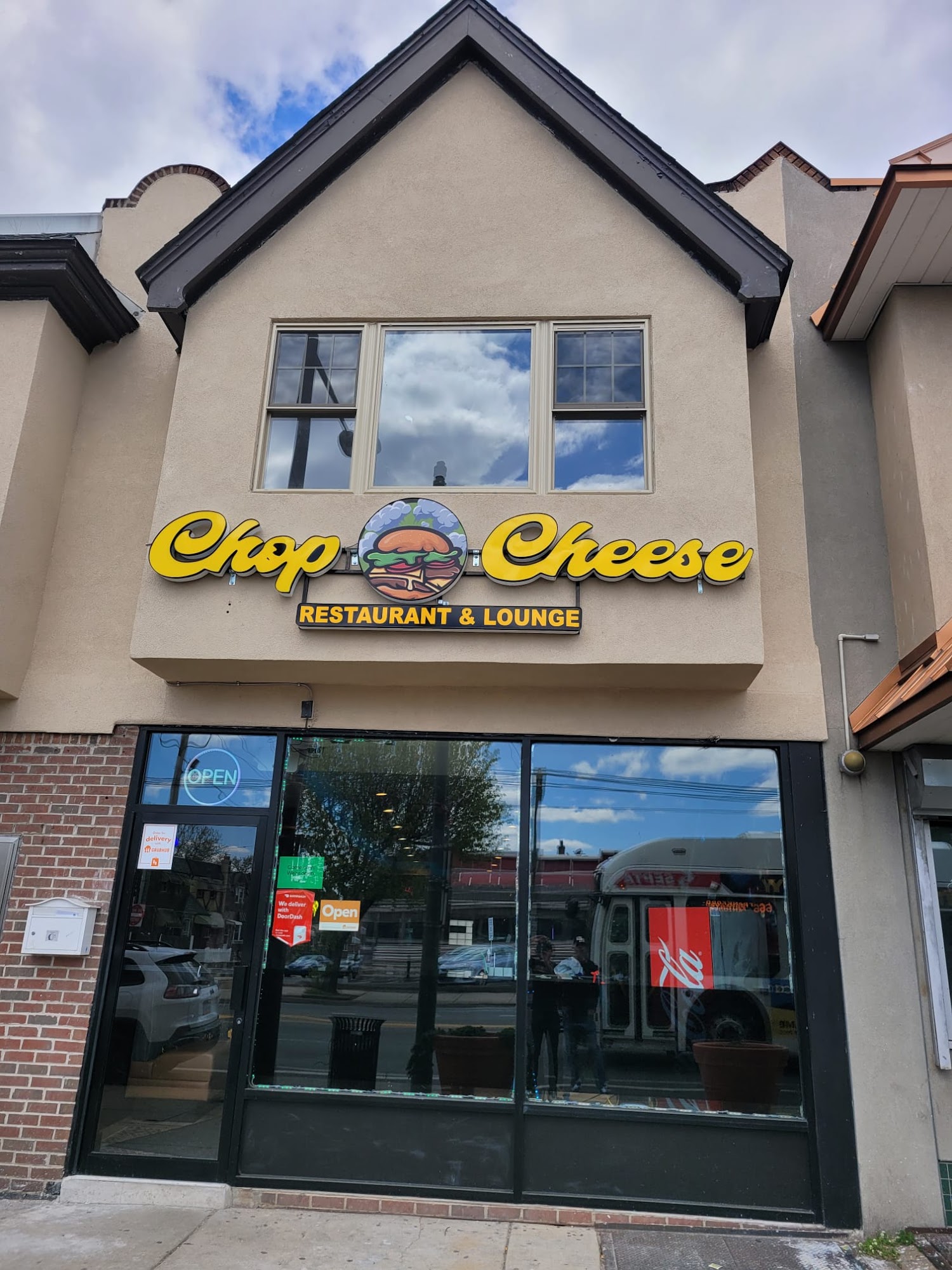 Chop Cheese Restaurant & lounge