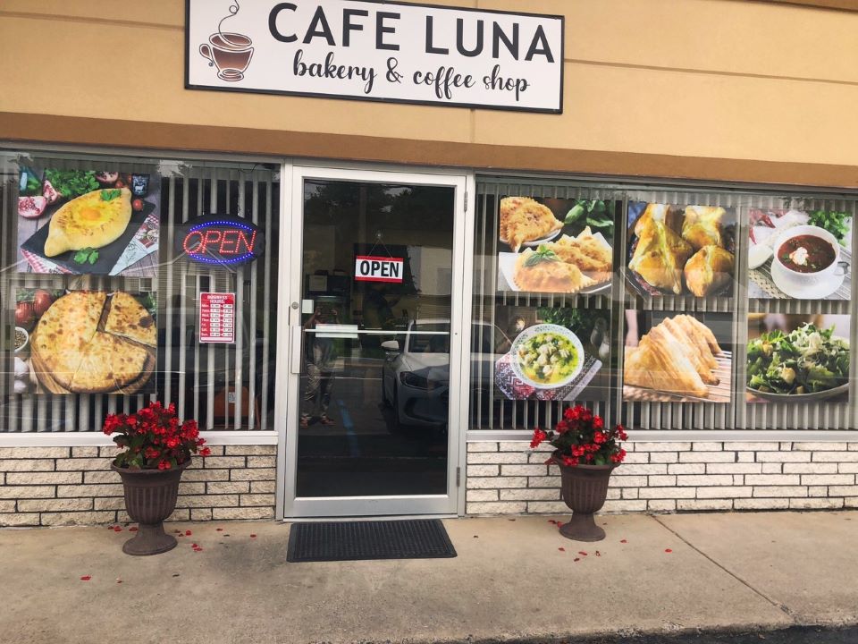 Cafe Luna Bakery and Coffee Shop