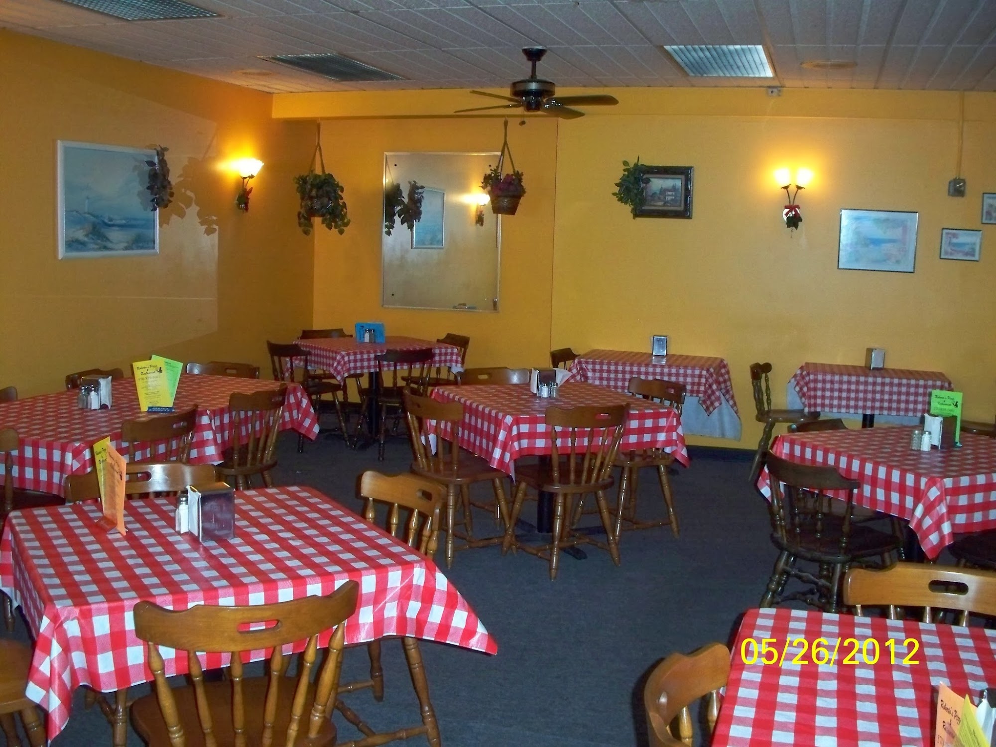 Roberto's pizza and restaurant