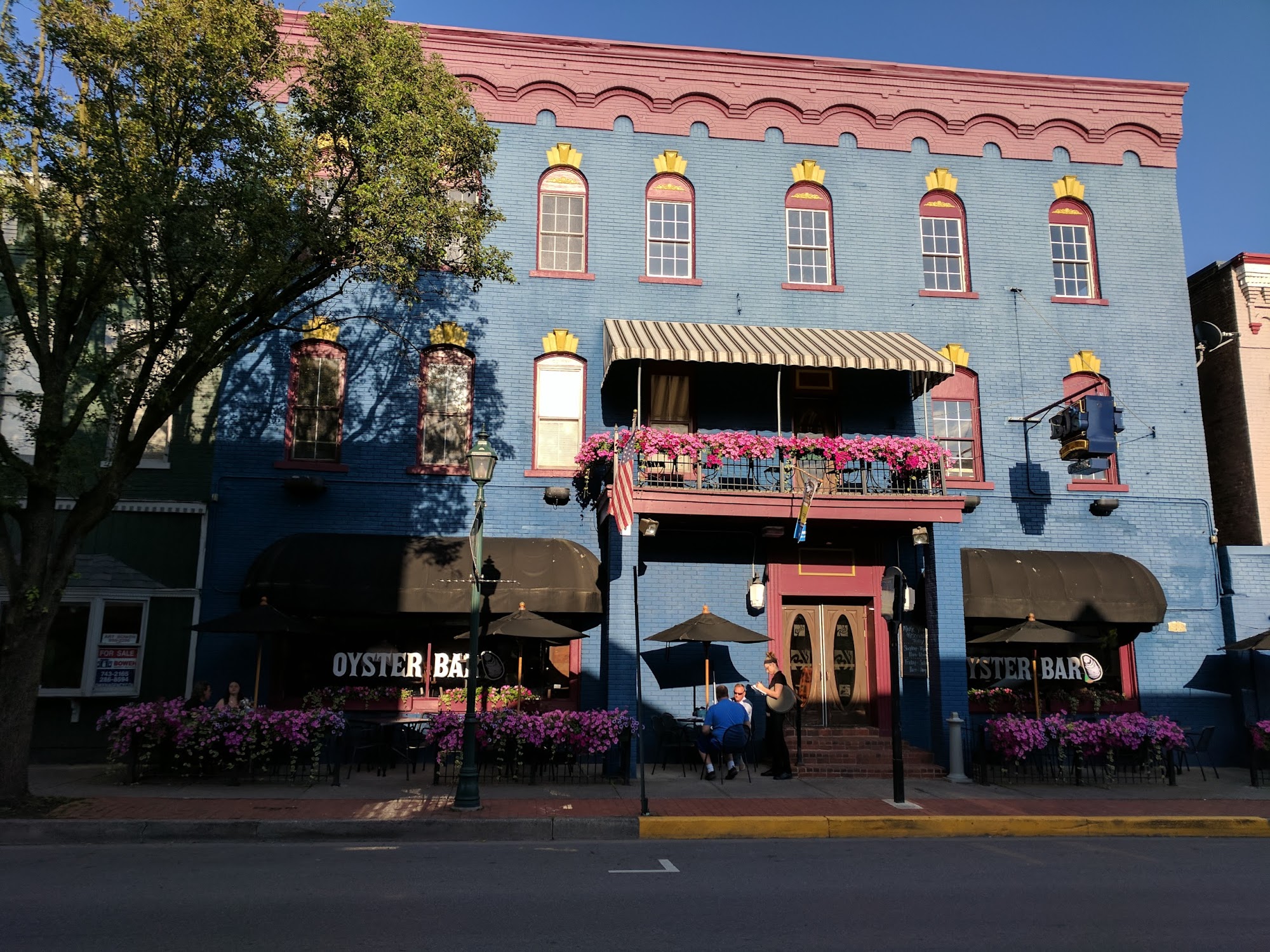 BJ's Market Street Tavern & Oyster Bar