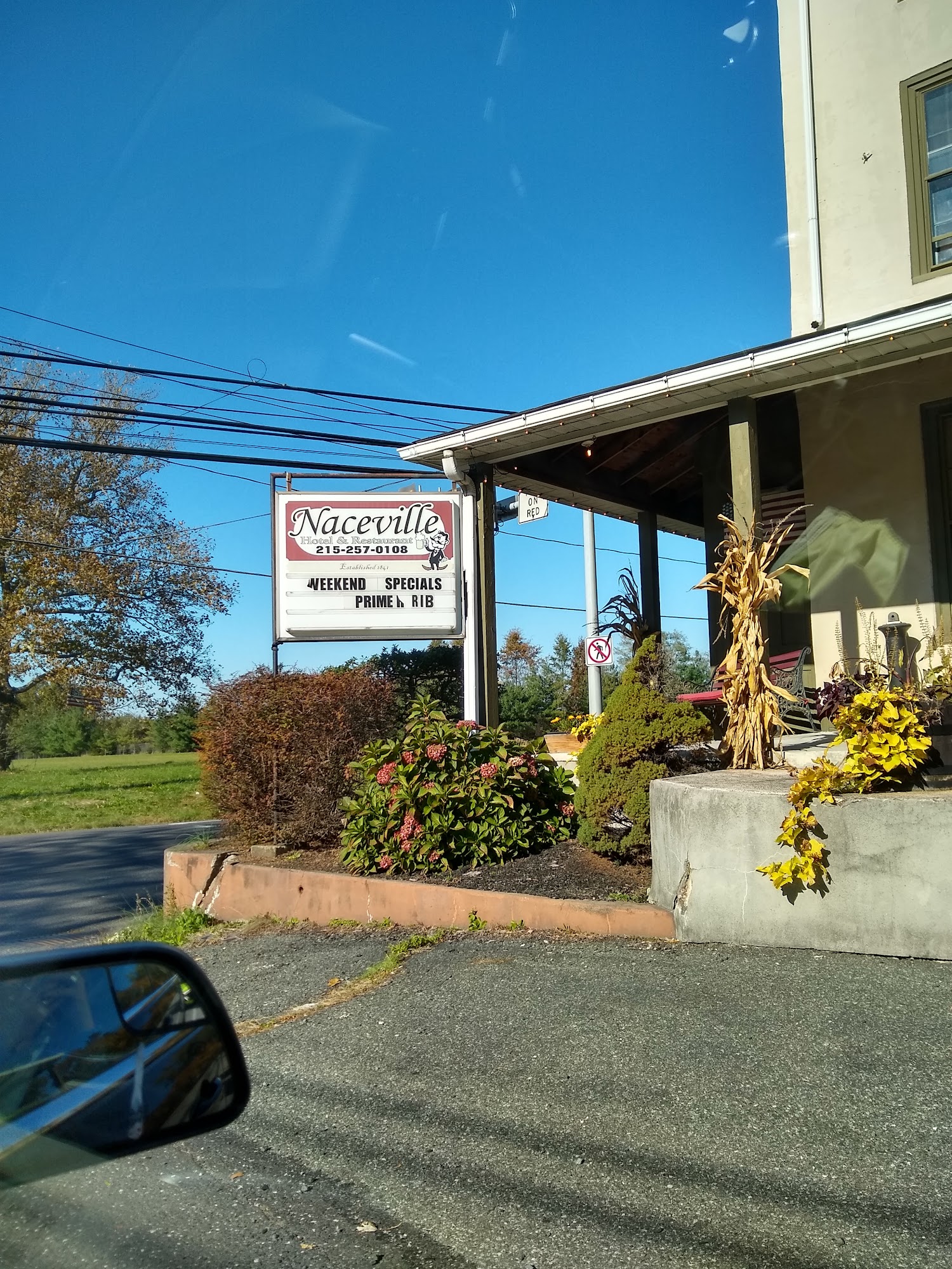 Naceville hotel restaurant sellersville menu reviews 169
