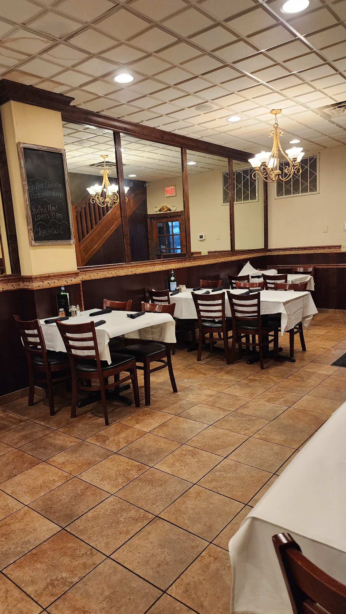 Francesco's Ristorante and Gourmet Pizzeria