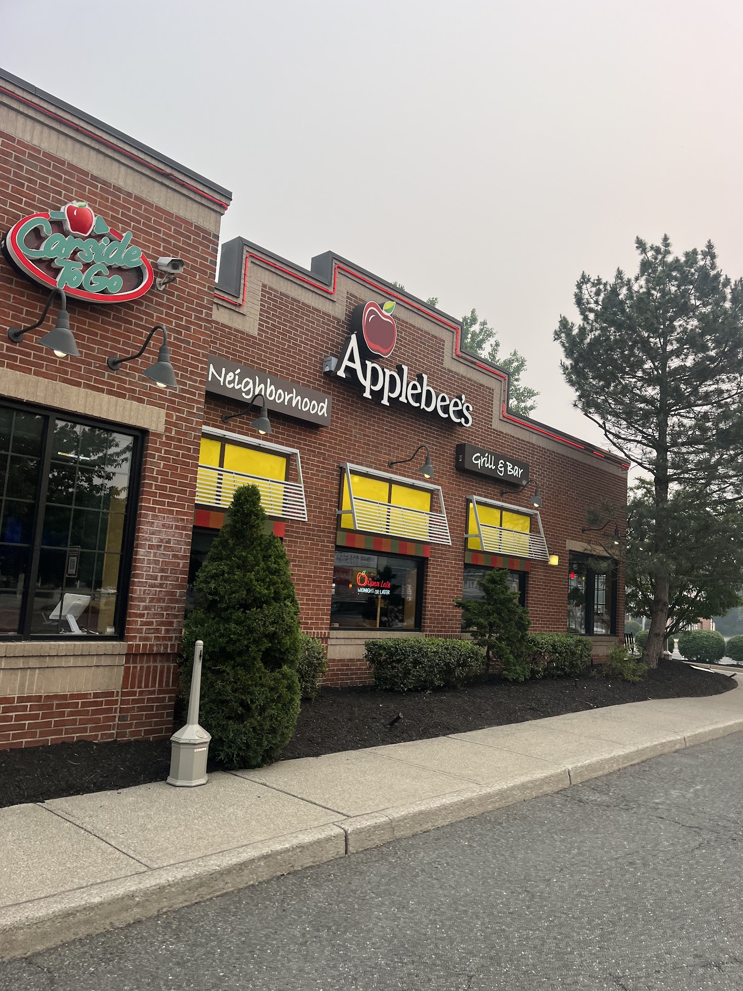 Applebee's Grill + Bar