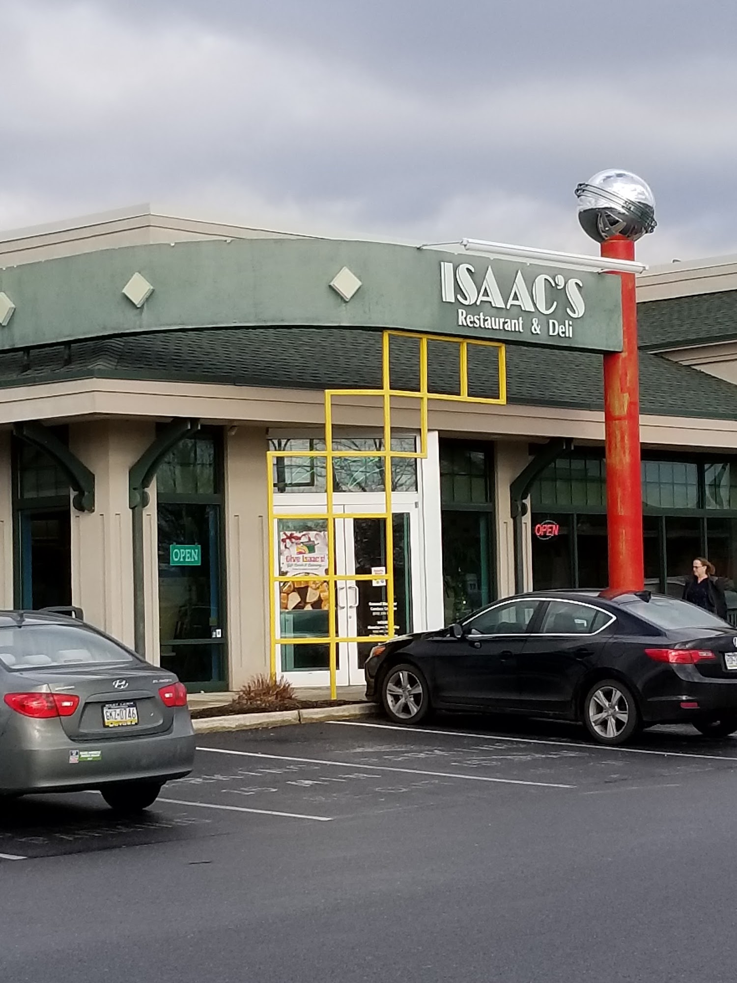 Isaac's Restaurant - Wyomissing