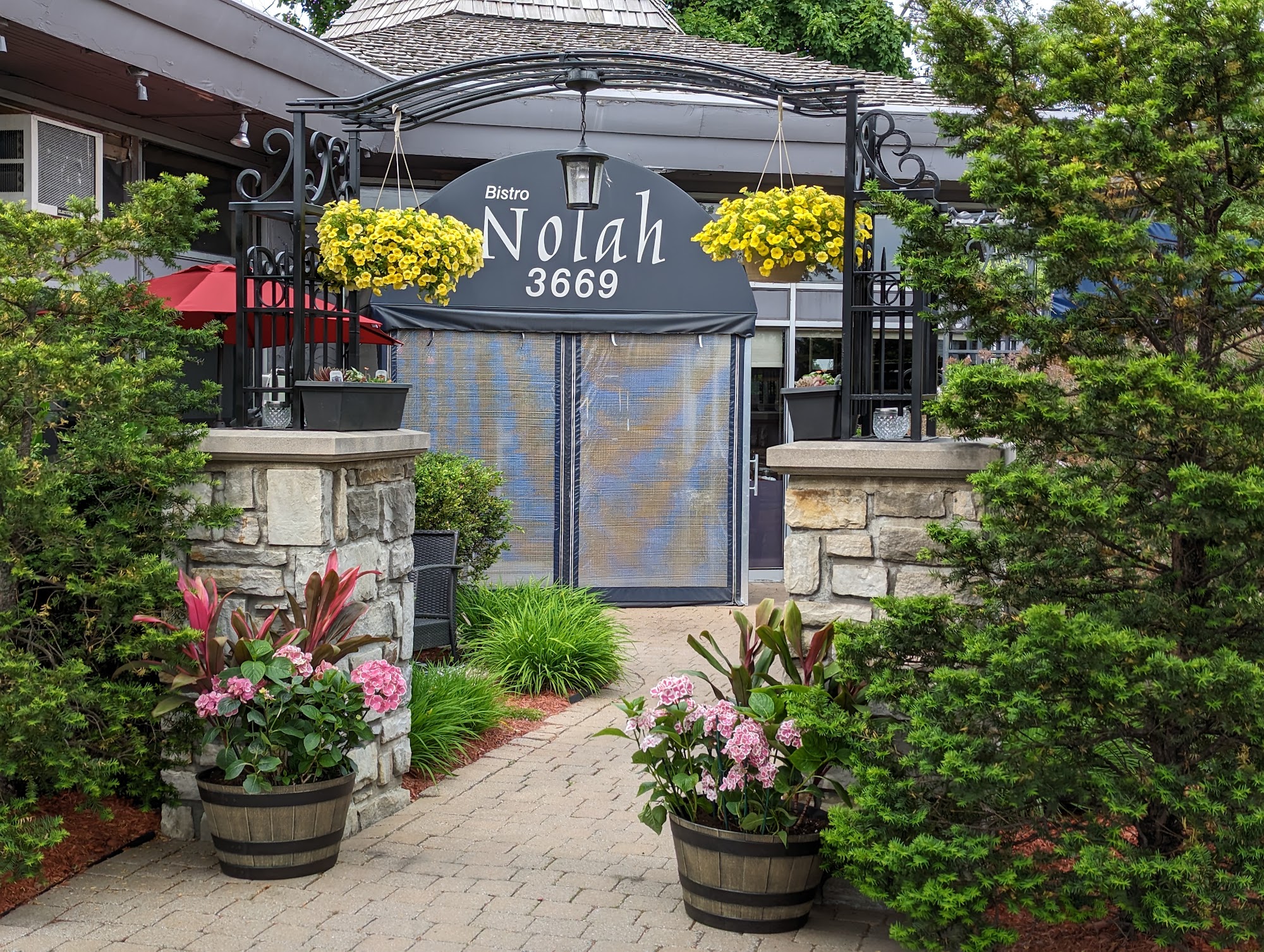 Bistro Nolah