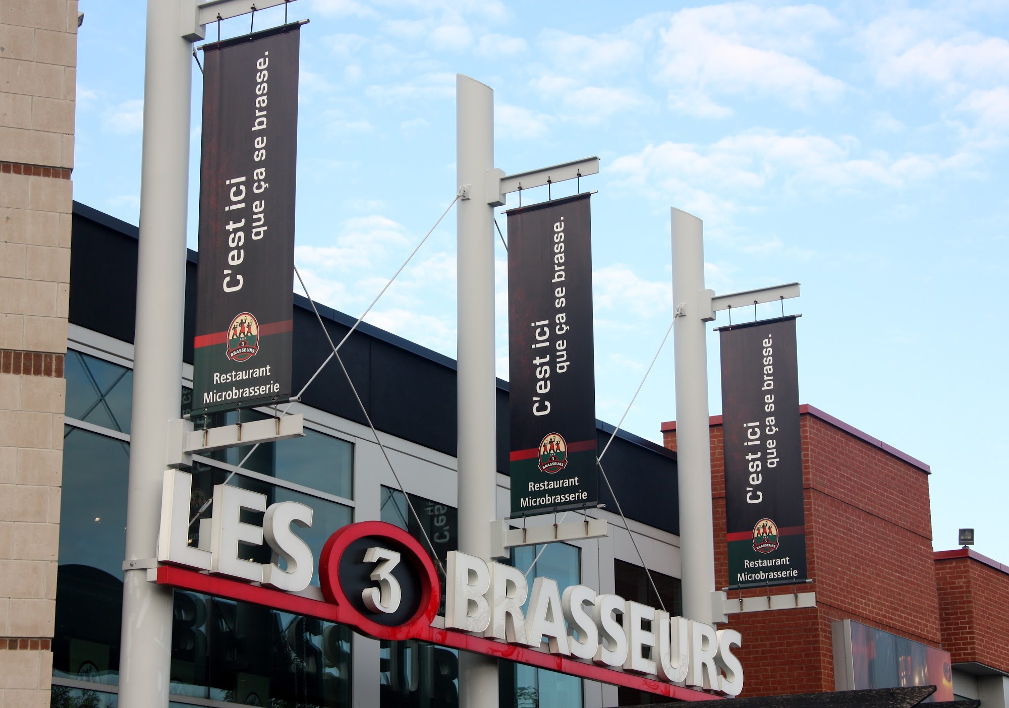 3 Brasseurs - Centropolis Laval