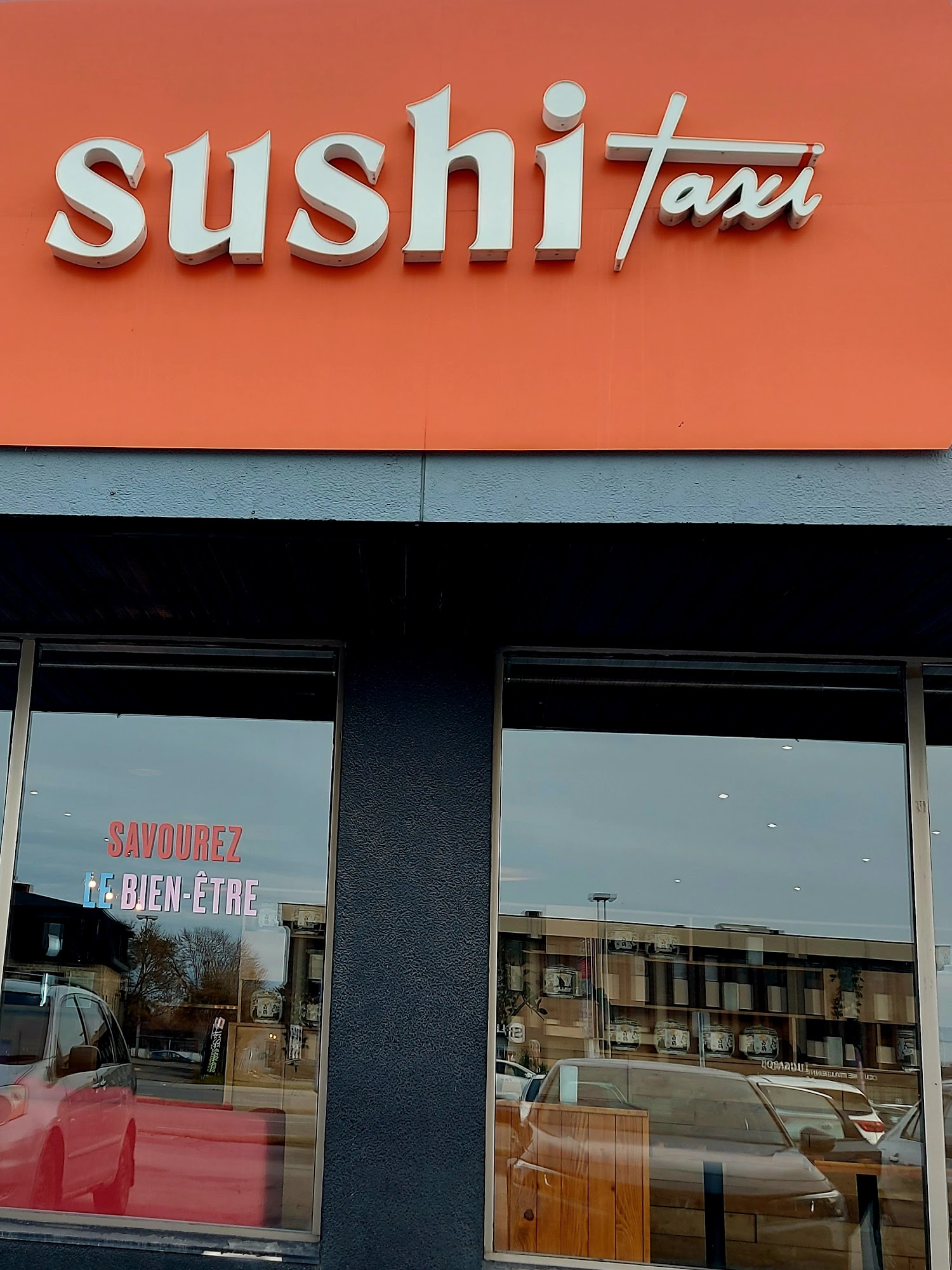 Sushi Taxi - Station Laval