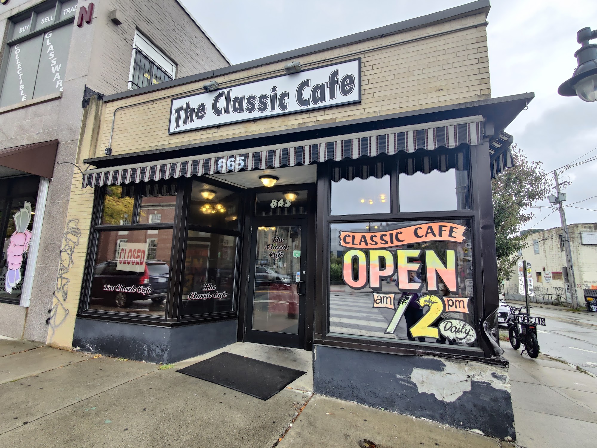 The Classic Cafe