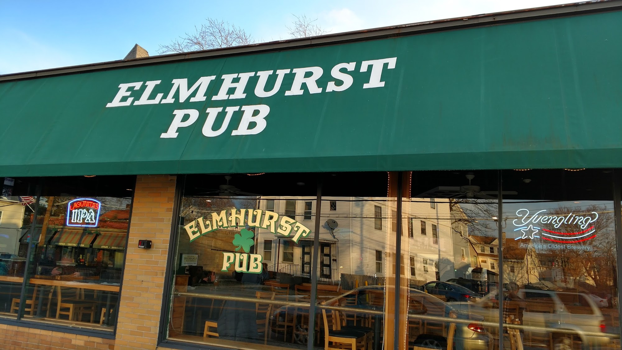 Elmhurst Pub