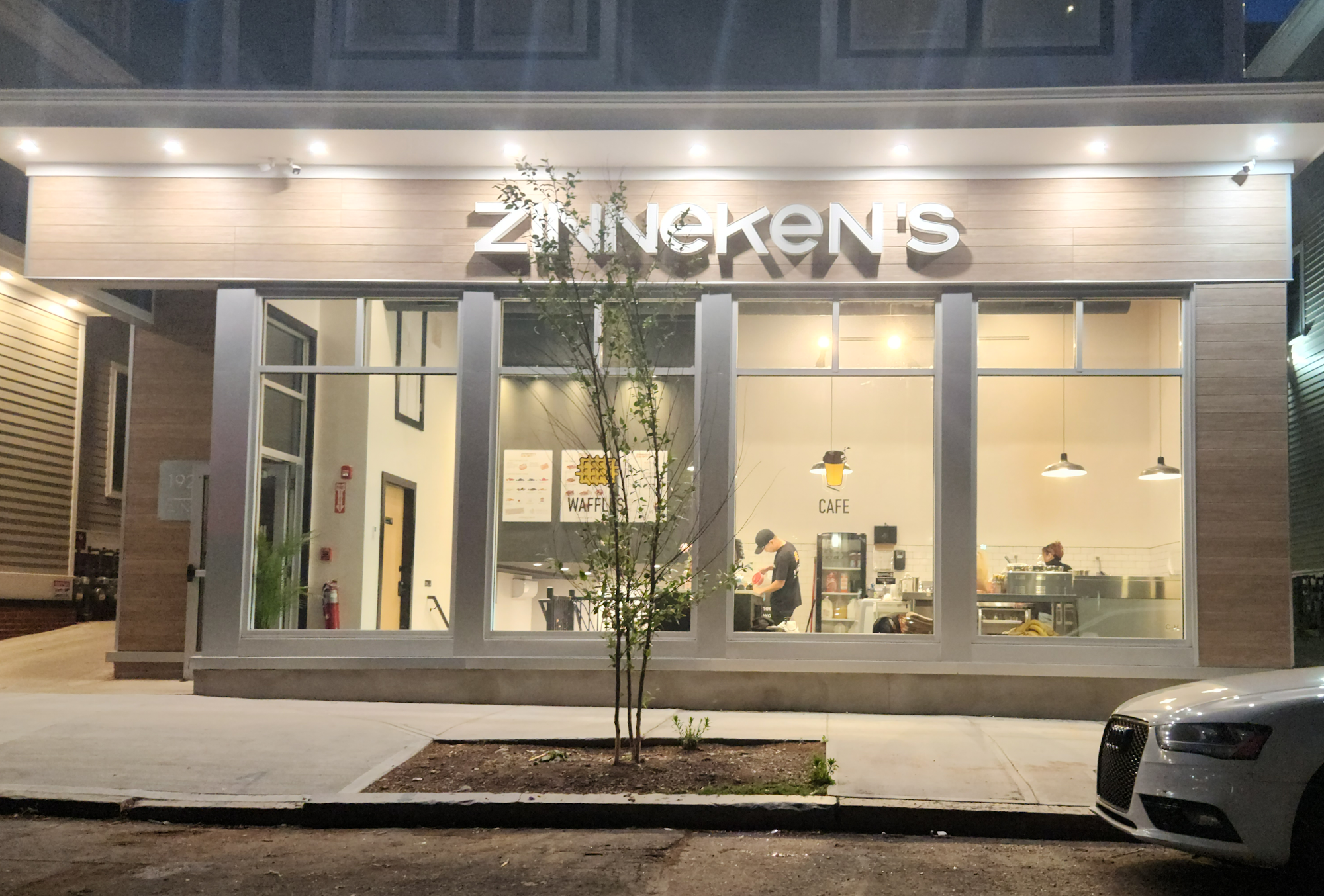 Zinneken's Belgian Waffles and Café (Providence)