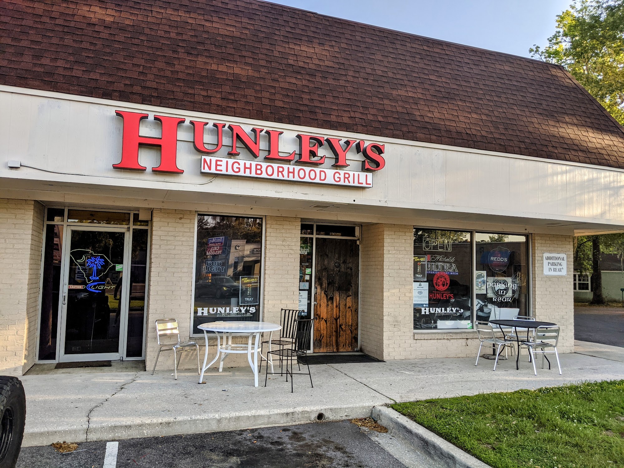 Hunley's Neighborhood Grill