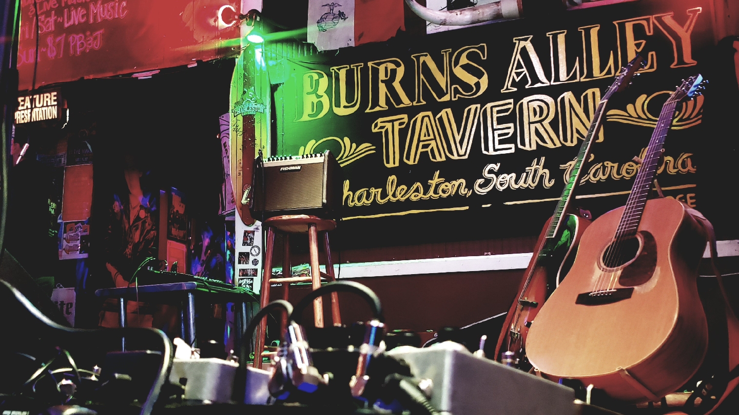 Burns Alley Tavern