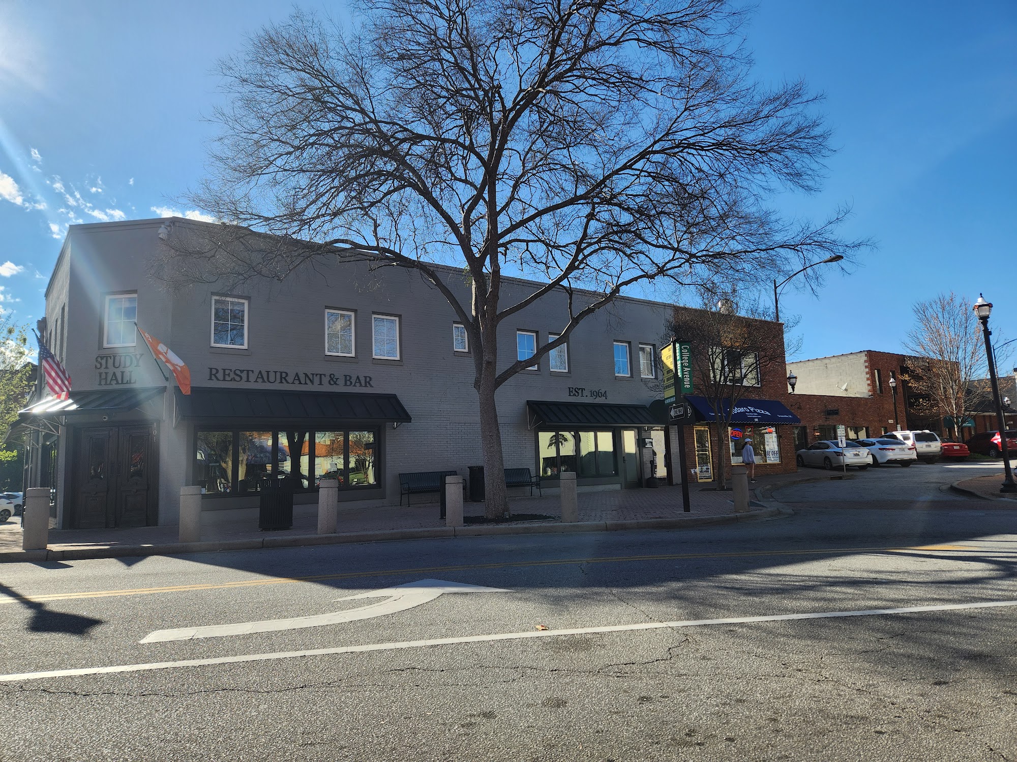 Study Hall, Restaurant And Bar