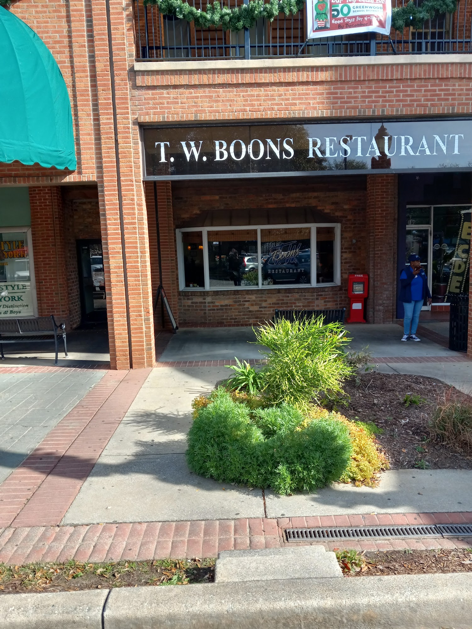 T. W. Boon's