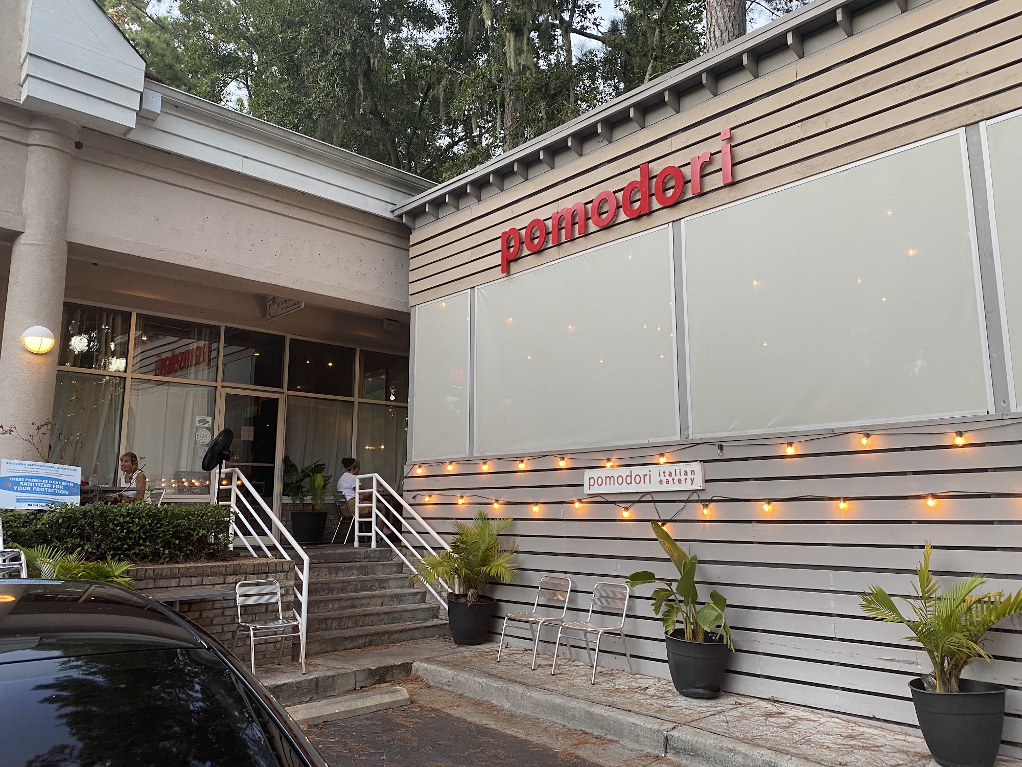 Pomodori Italian Eatery