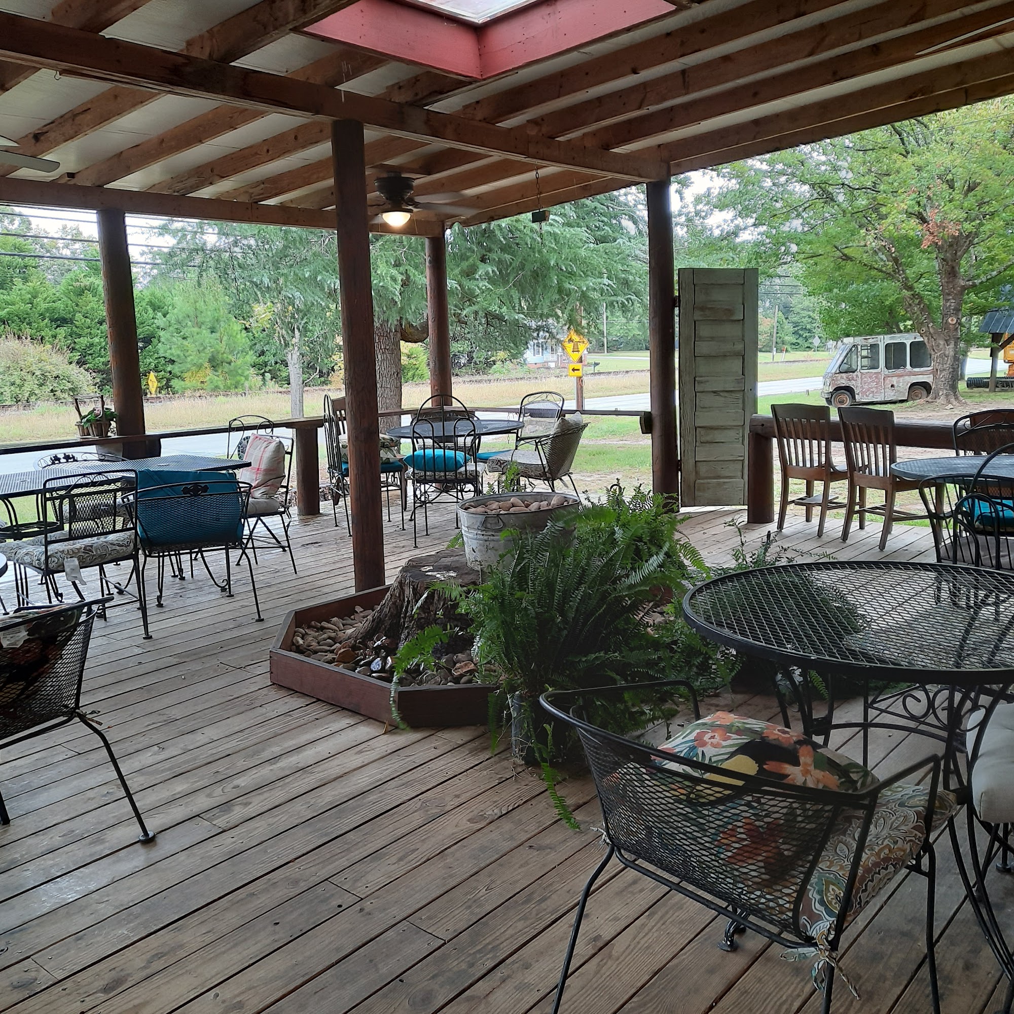 Stax's Drake House Restaurant, Landrum Menu, Reviews (239), Photos