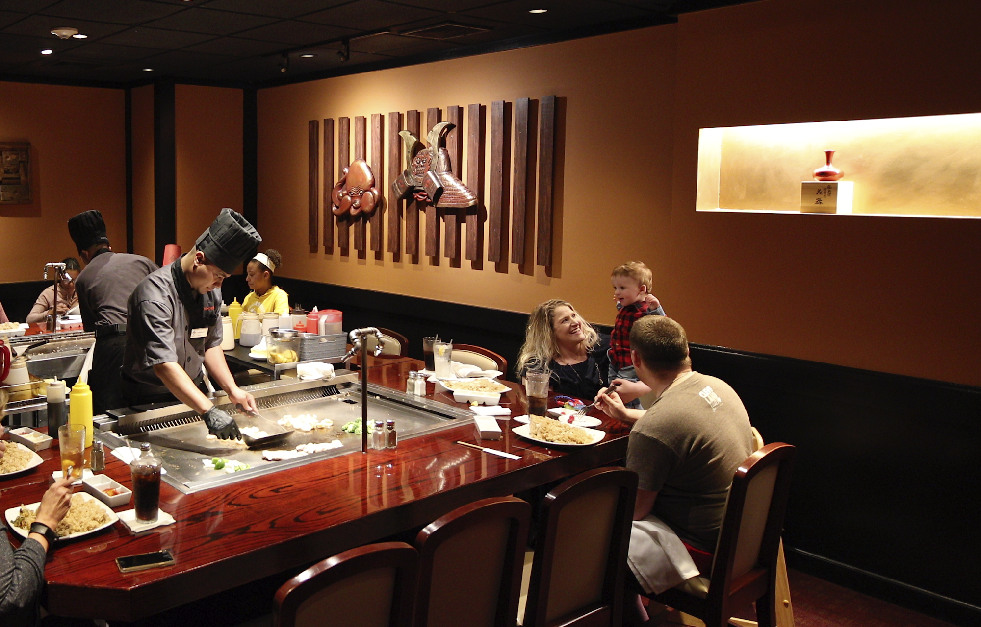 AQUINO'S Japanese Steakhouse and Sushi Bar