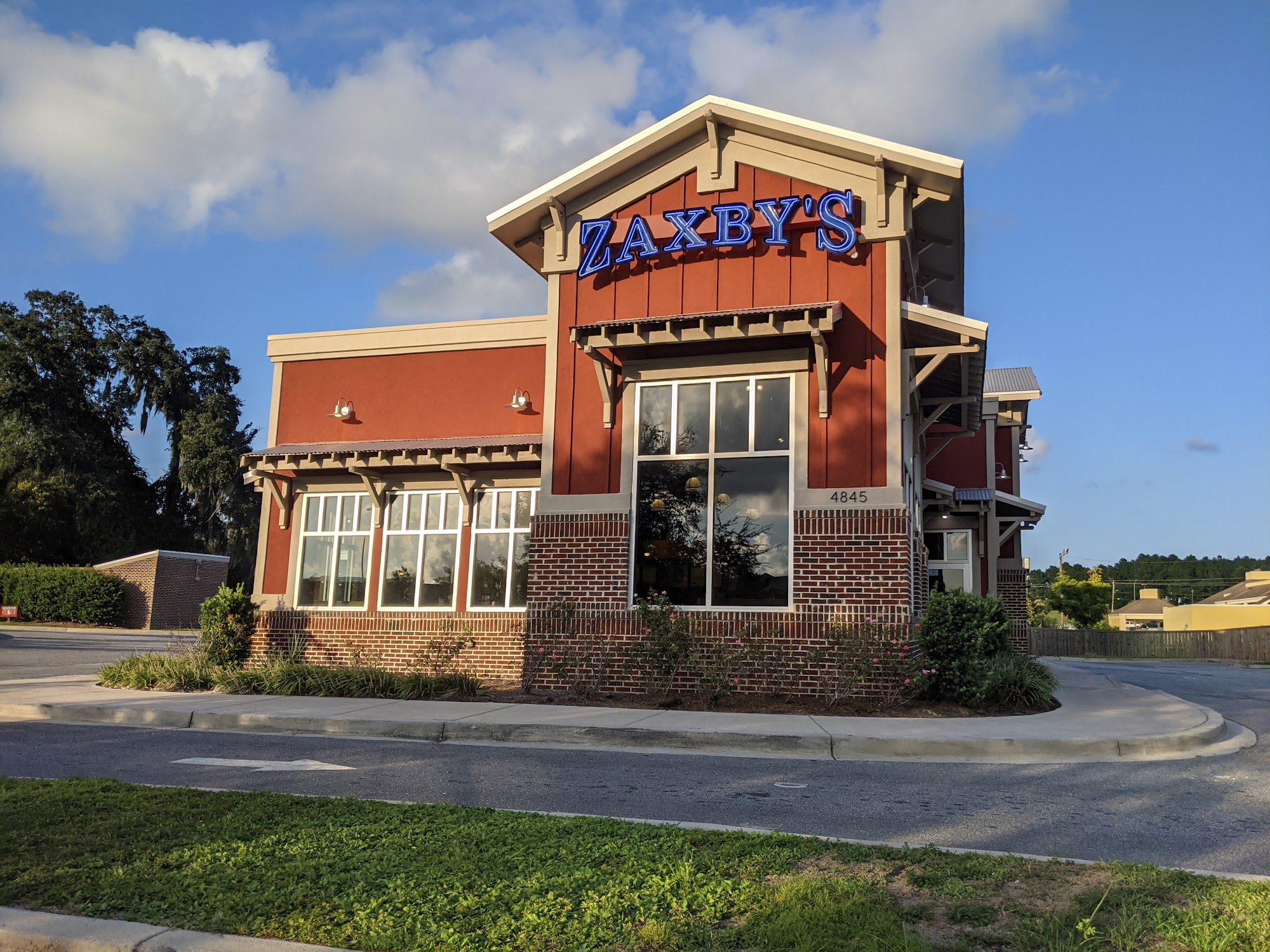 Zaxby's Chicken Fingers & Buffalo Wings