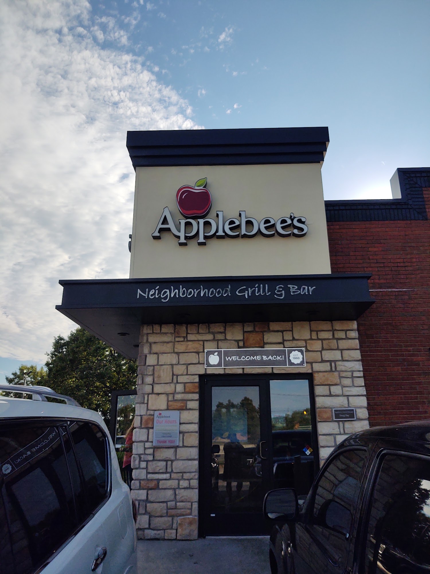 Applebee's Grill + Bar