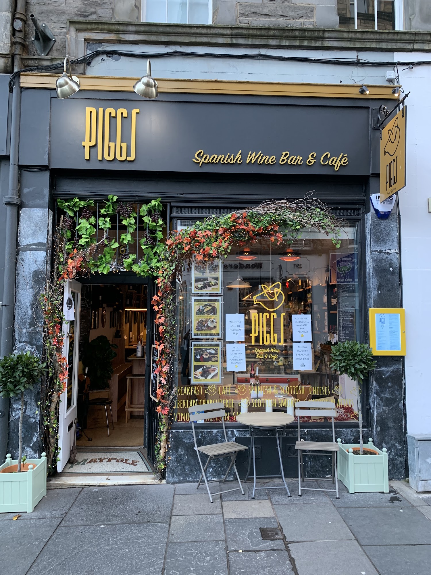 PIGGS 276 Canongate, Edinburgh