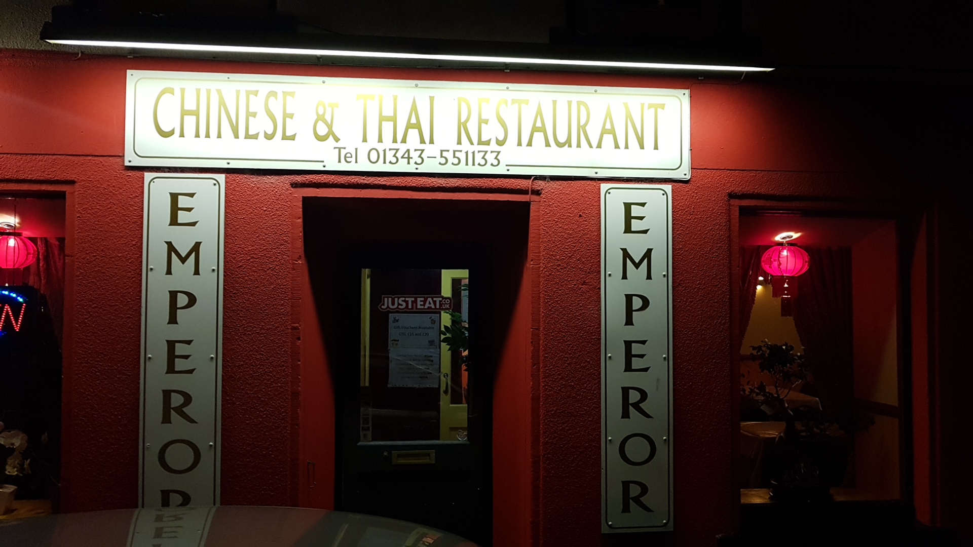 Emperor Chinese & Thai Park View, 7 N College St, Elgin