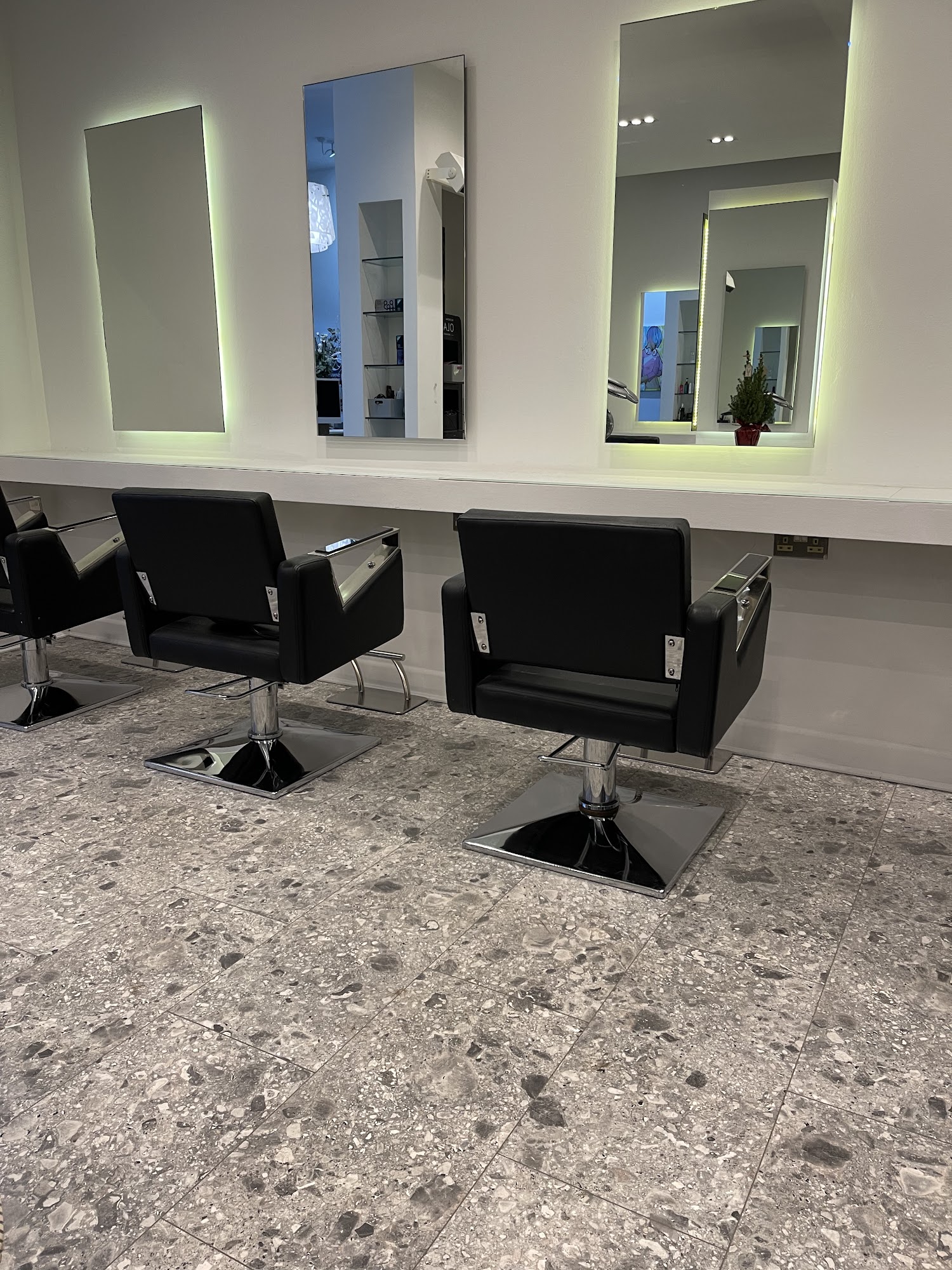 Kirsty Keenan Hair and Beauty Glenrothes
