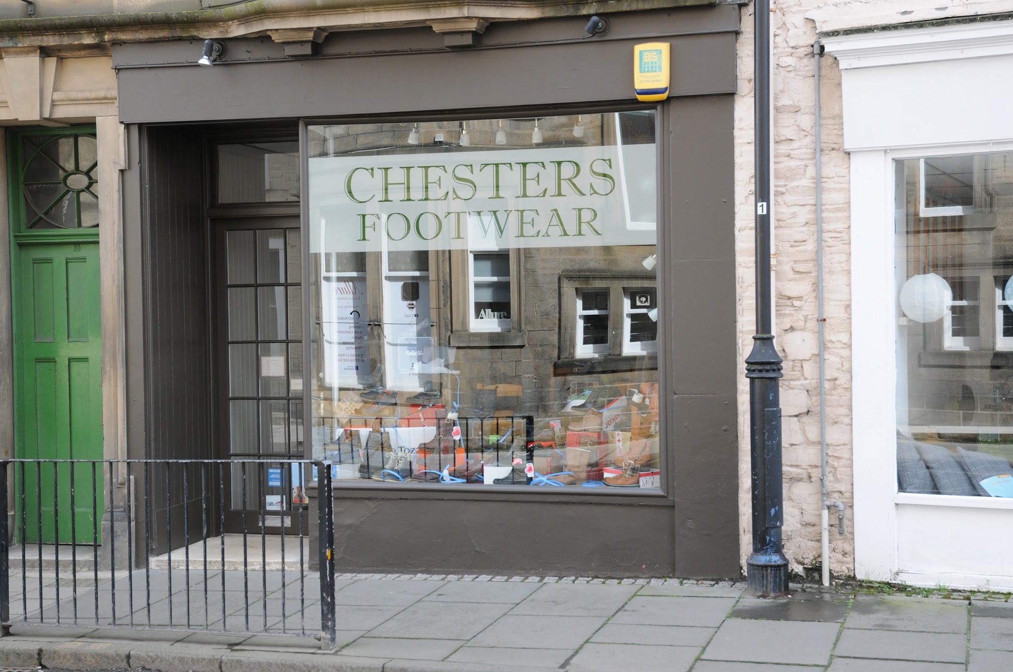 Chesters Footwear
