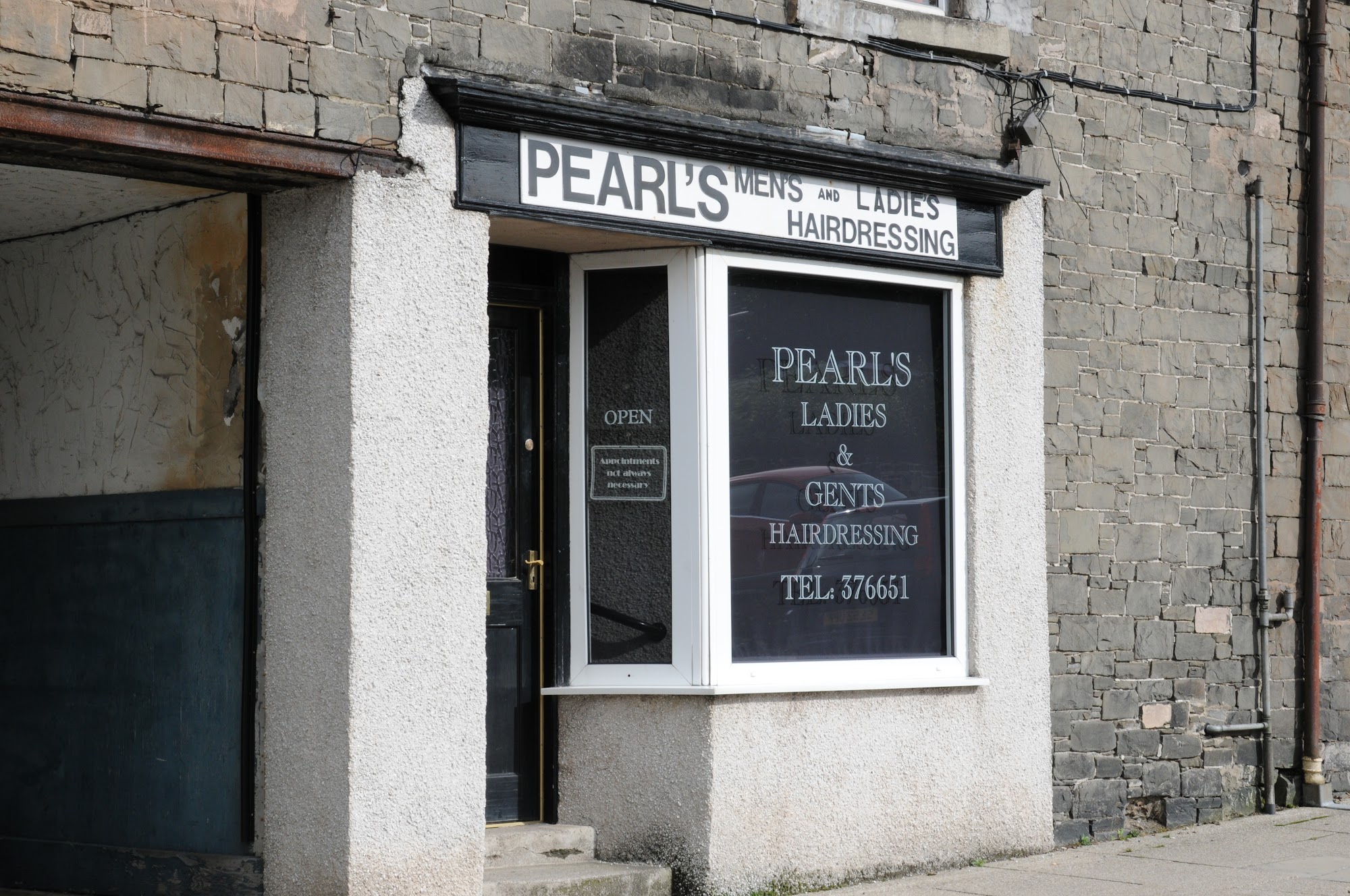 Pearl's Hairdresser