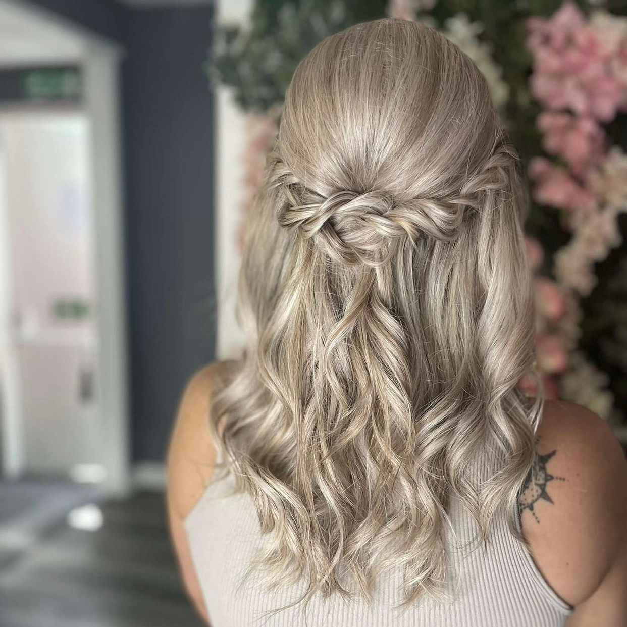 Natural Selection Hair and Beauty A Salon by Tara Cleave Kirkcaldy