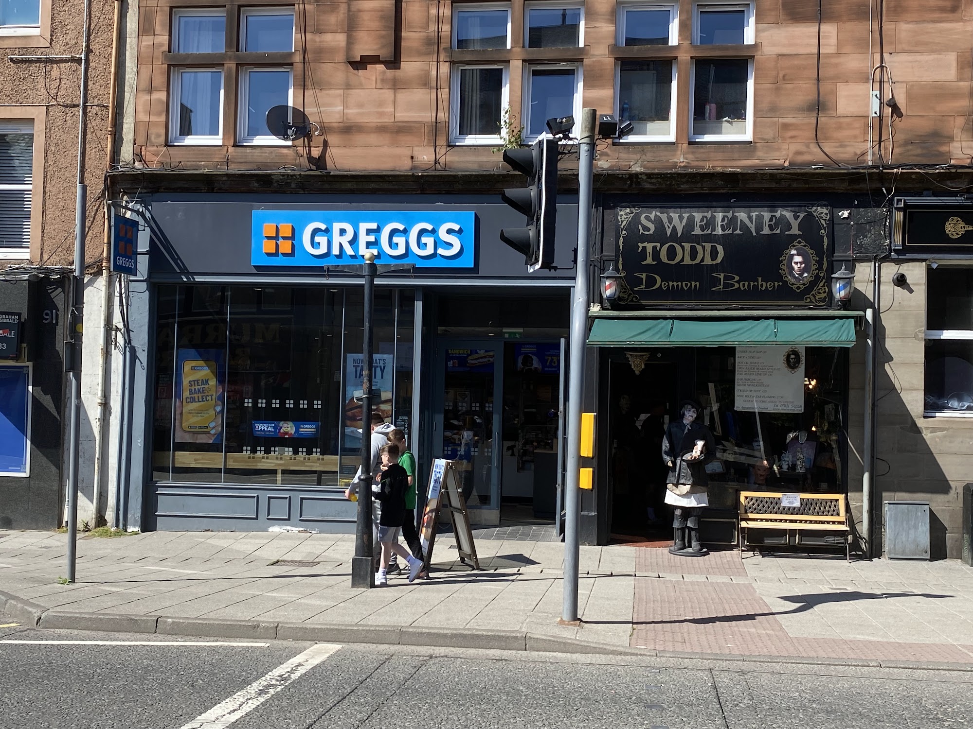 Greggs 87 South St, Perth