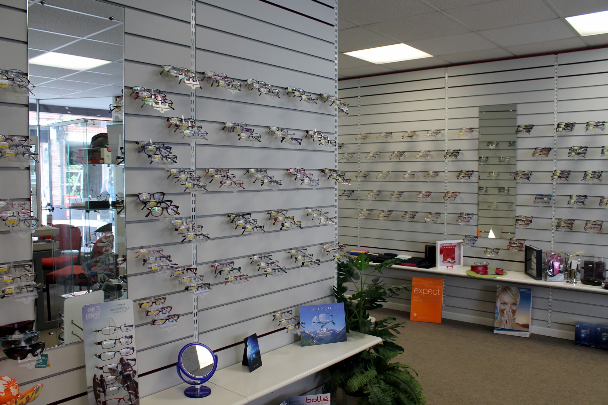 Millicans & Mansfield Opticians Wells