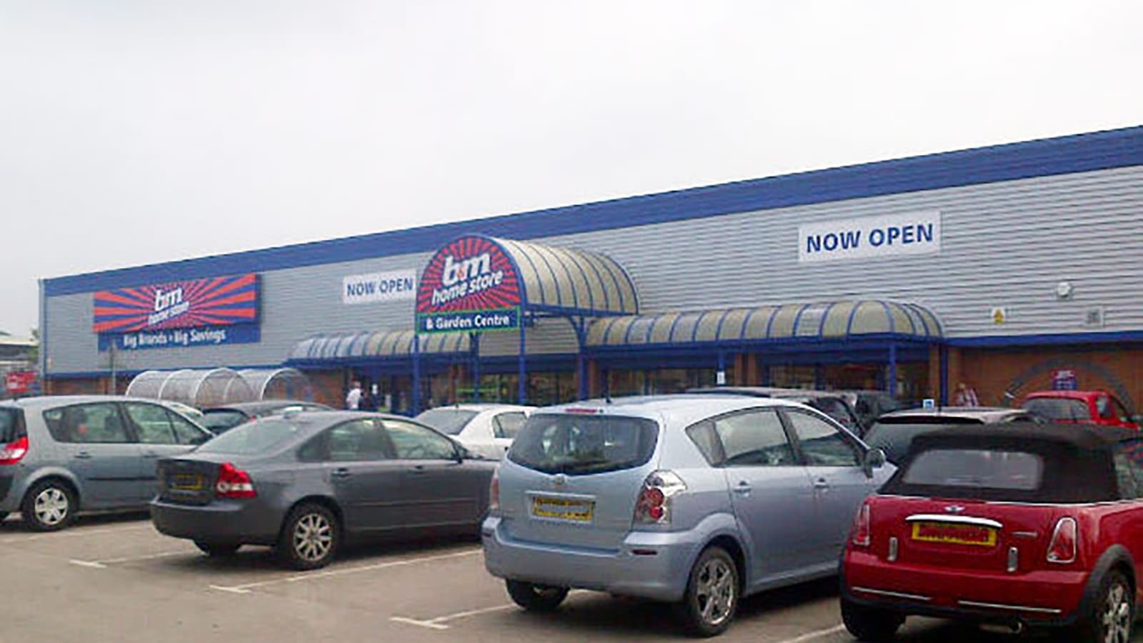 B&M Home Store with Garden Centre