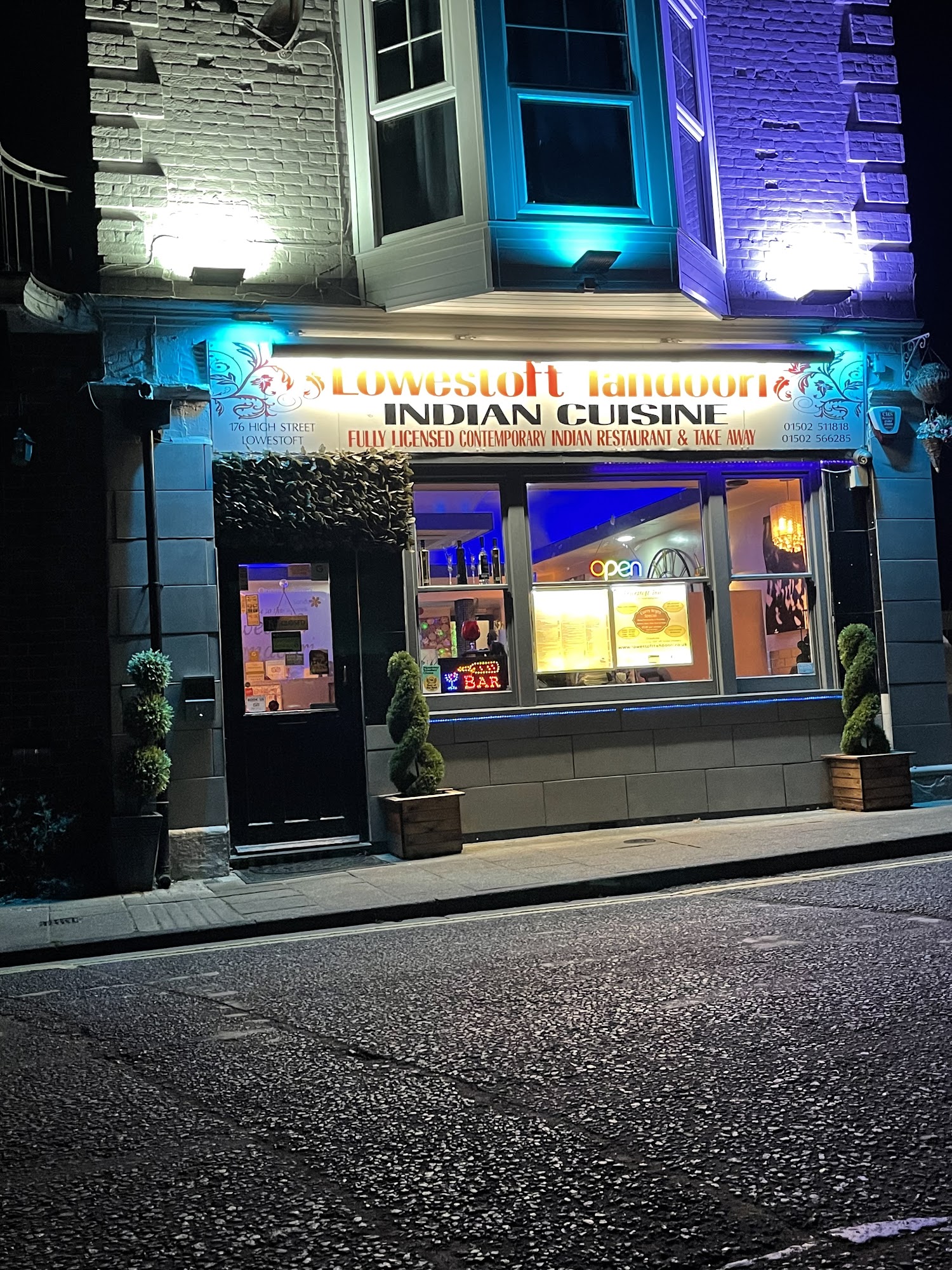 Lowestoft Tandoori 176 High St, Lowestoft, Suffolk NR32 1HU