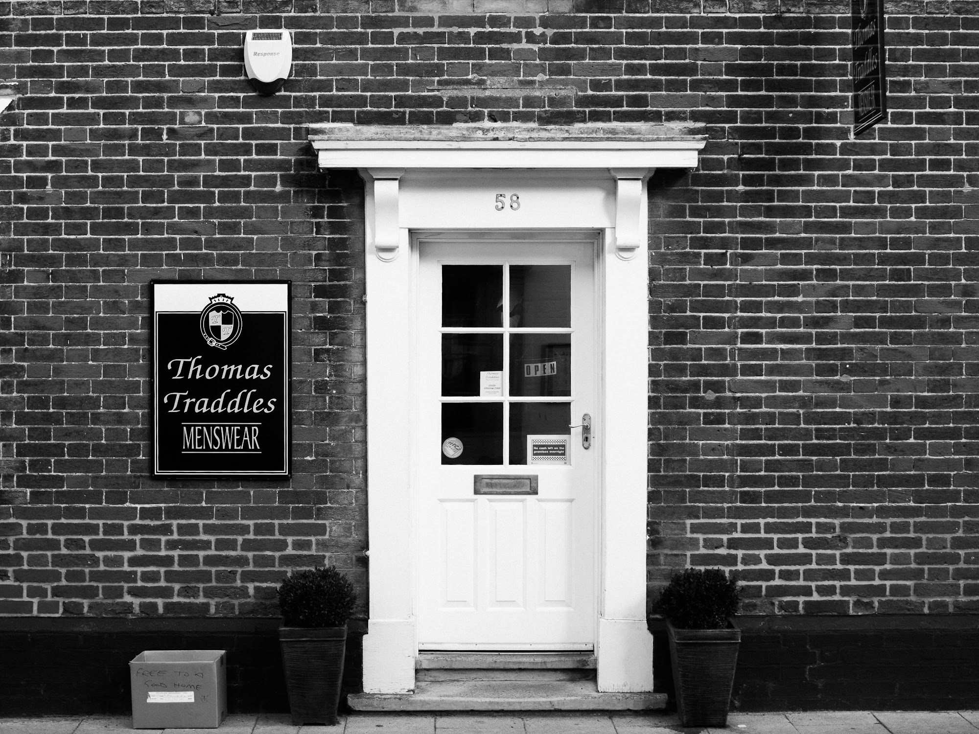 Thomas Traddles Menswear