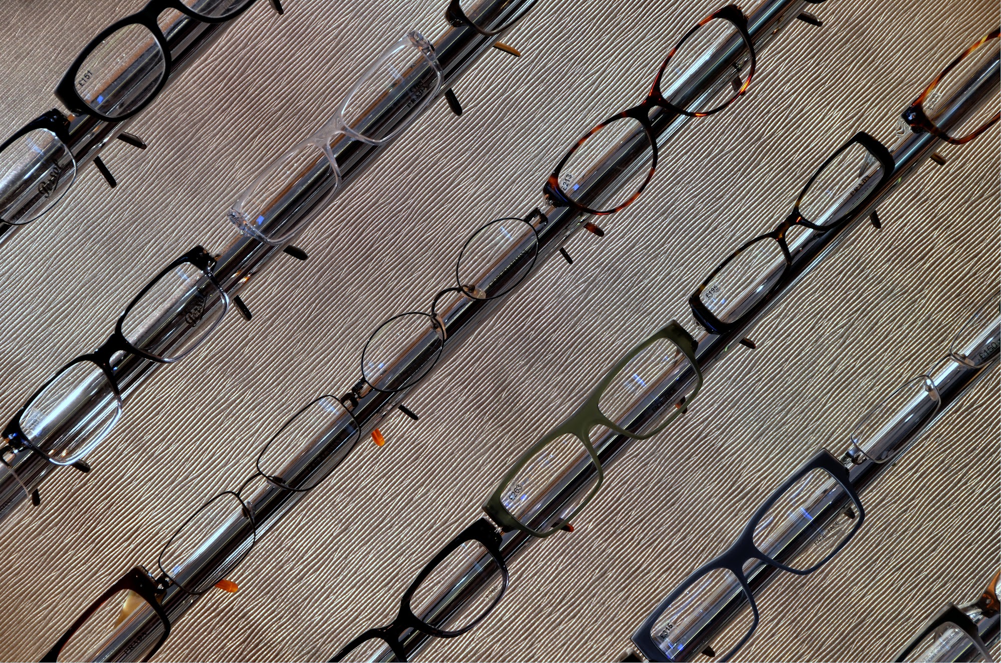 Ellis & Thompson Optometrists | Opticians in Cobham