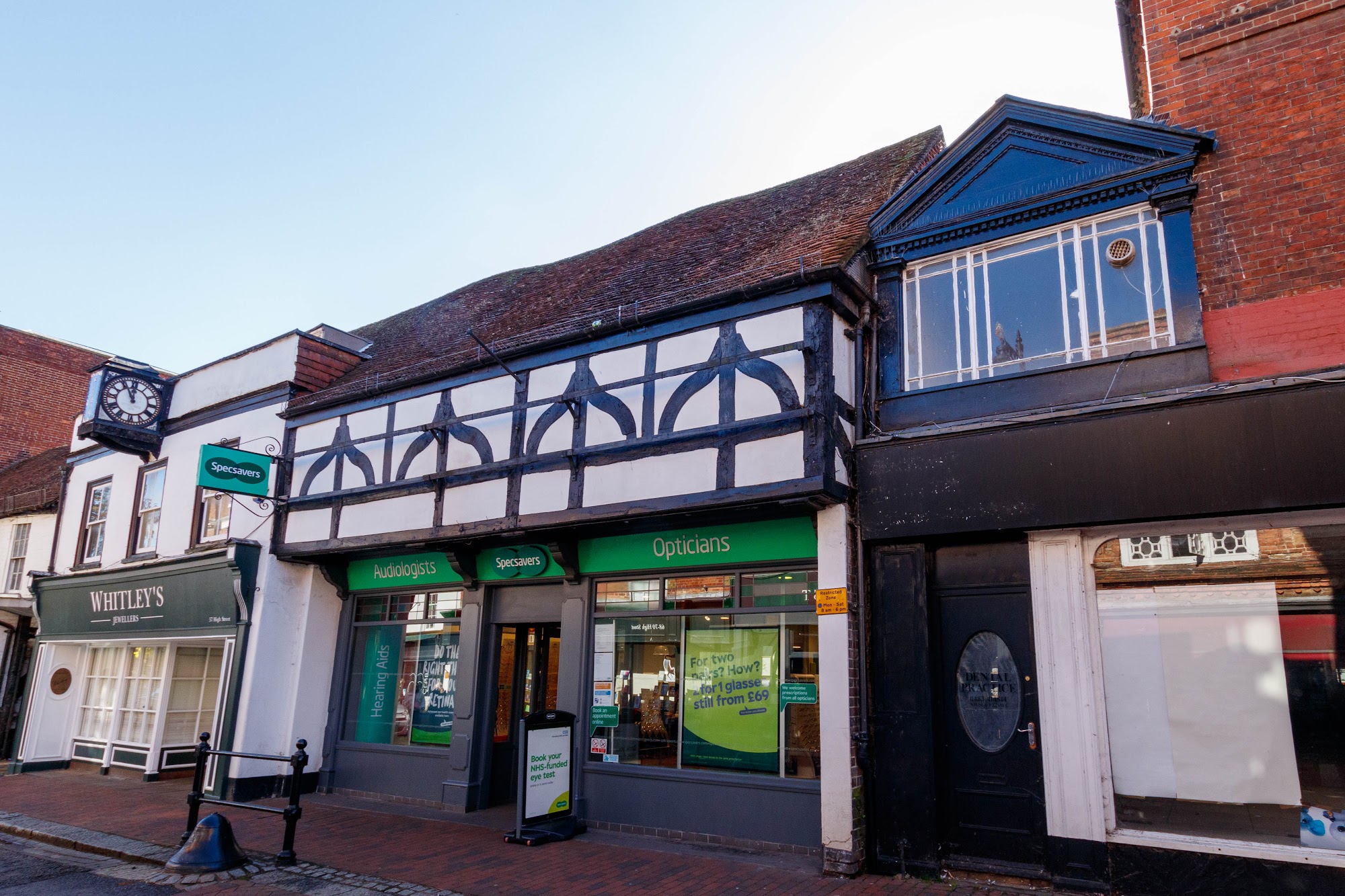 Specsavers Opticians and Audiologists - Godalming