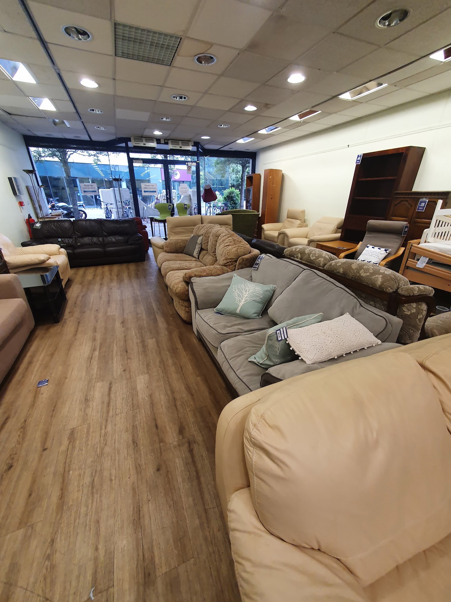 Princess Alice Hospice - Staines shop