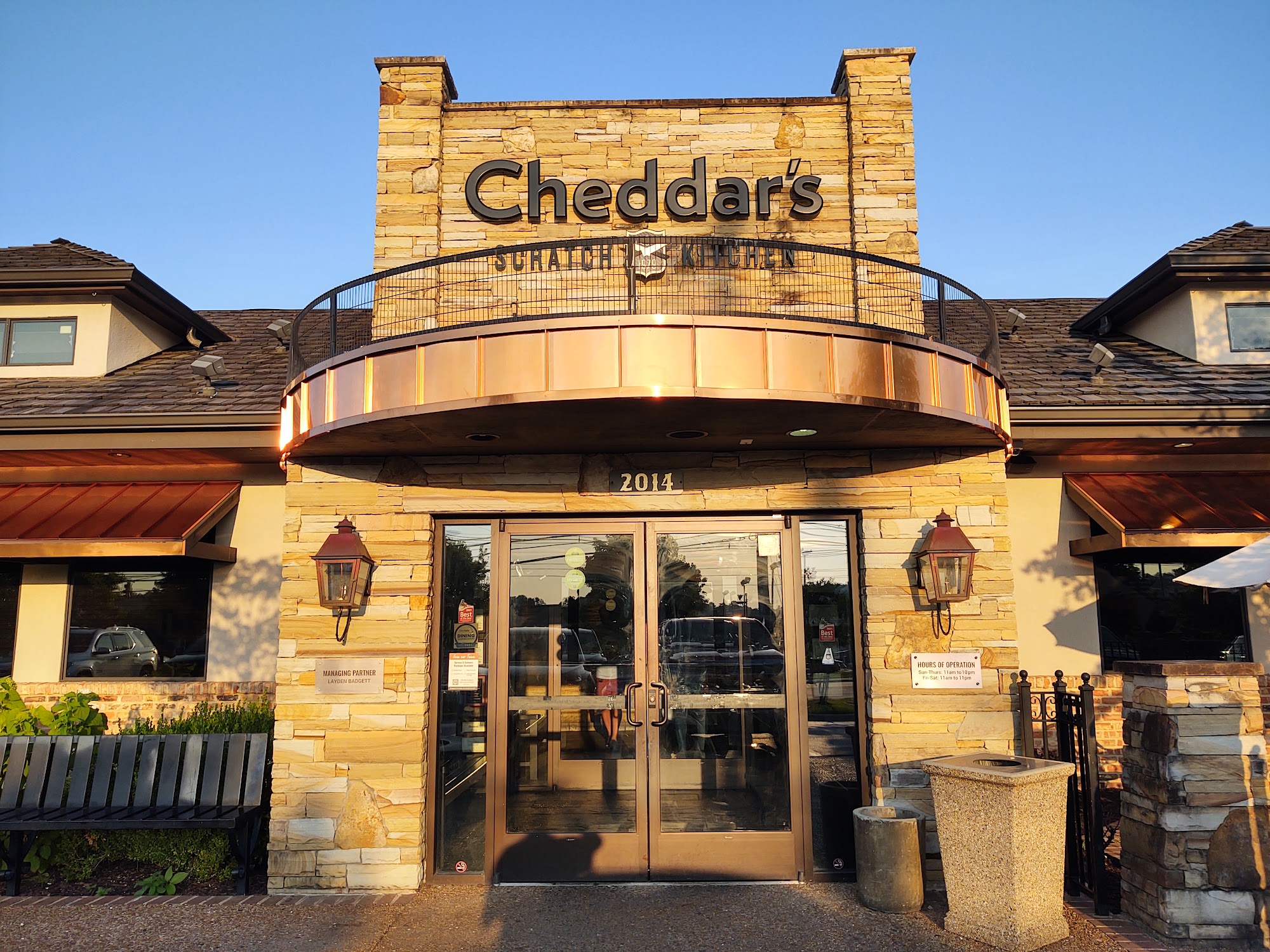 Cheddar's Scratch Kitchen