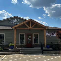 Clyde's of Clarksville