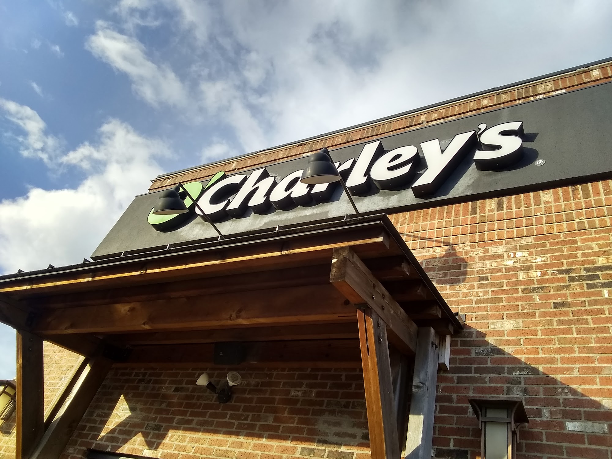 O'Charley's Restaurant & Bar