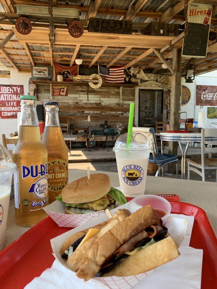 Ike's Amish Depot and General Store