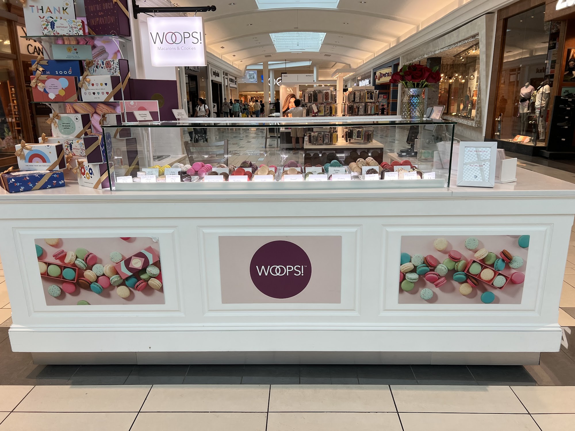 Woops! Macarons & Gifts (West Town Mall)