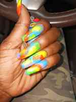 Q Nails