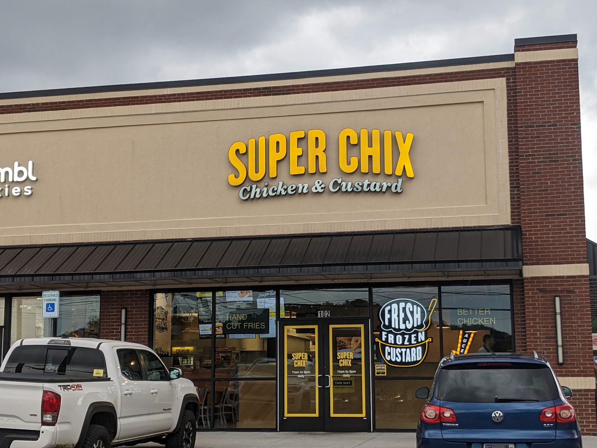 Super Chix - Knoxville, TN