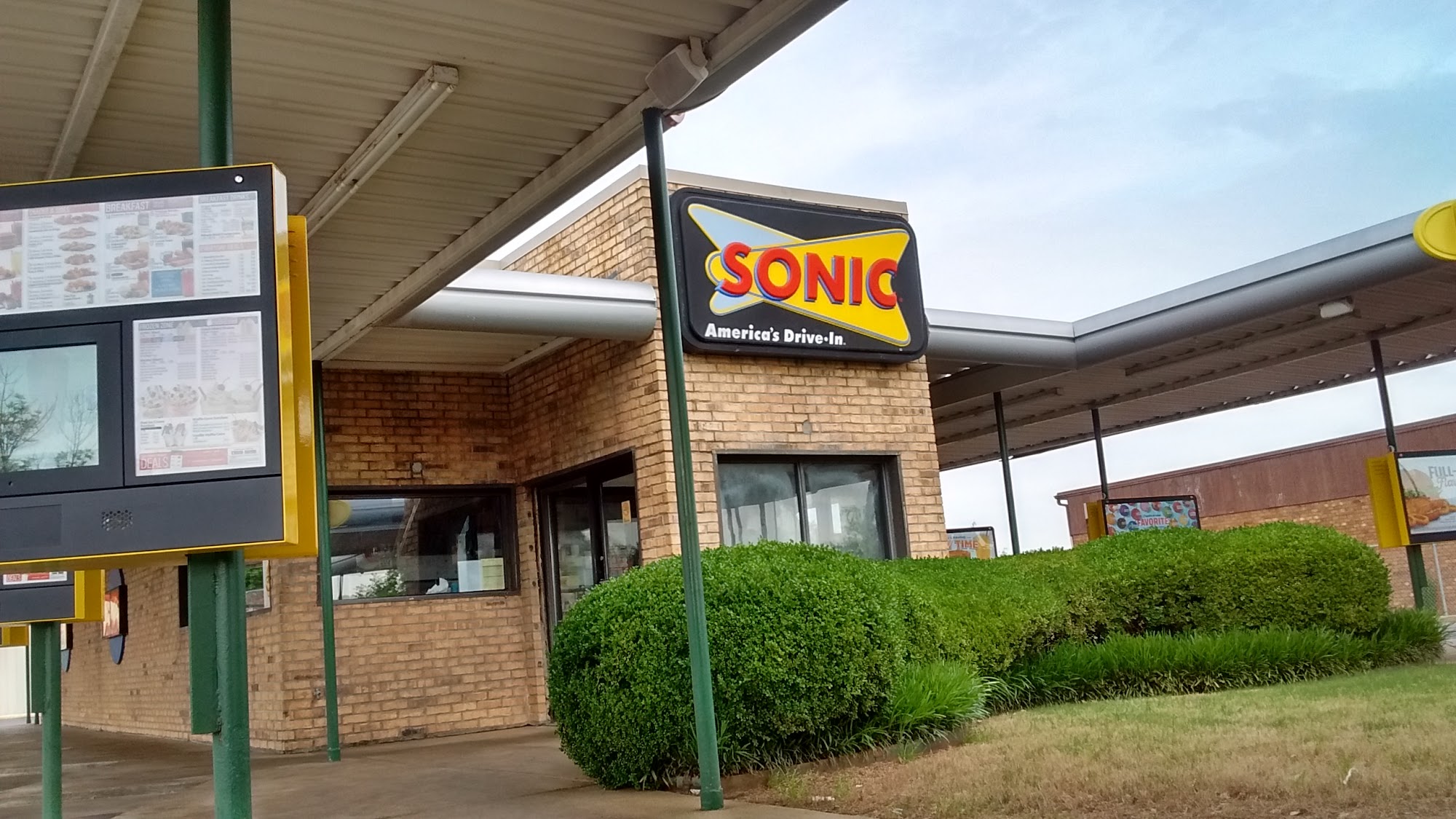 Sonic Drive-In