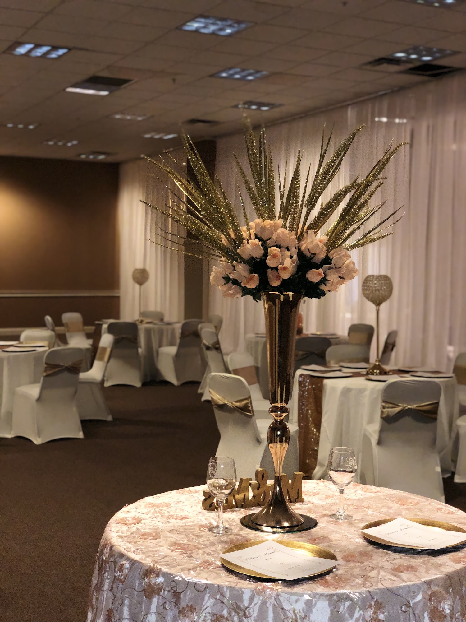 Perignons Restaurant & Event Center