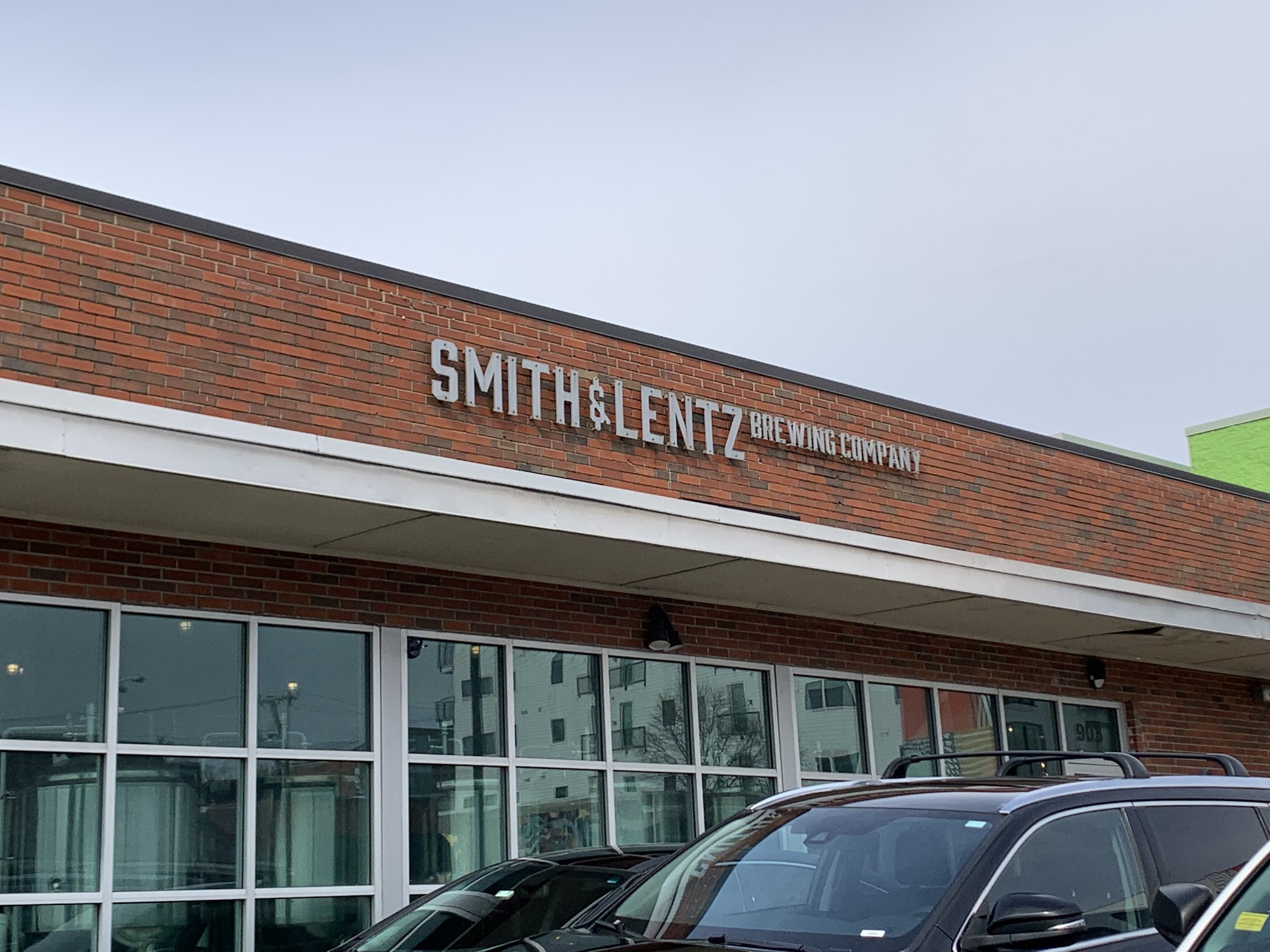 Smith & Lentz Brewing and Pizza