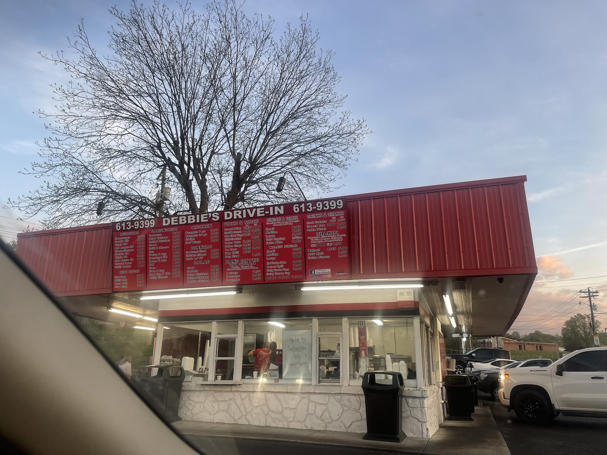 Debbie's Drive Inn