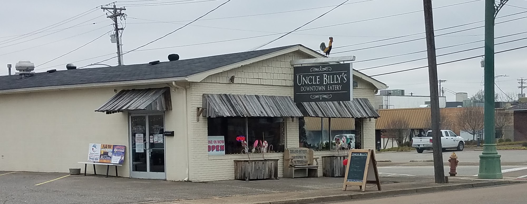 Uncle Billy's Downtown Eatery